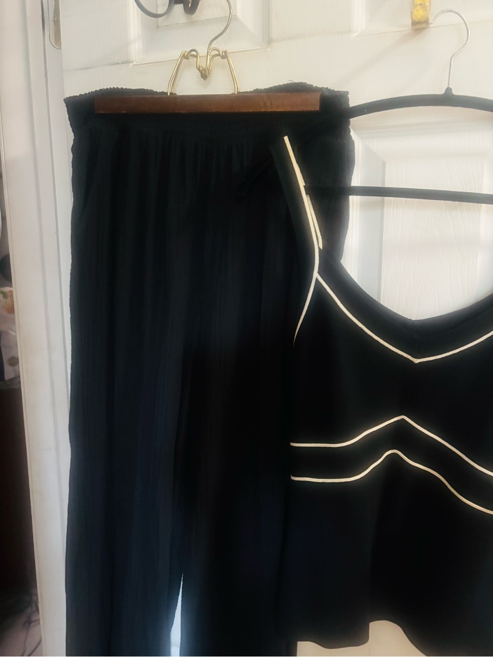 32 Degrees Black Wide Leg Pants and Black Tank with Cream Trim